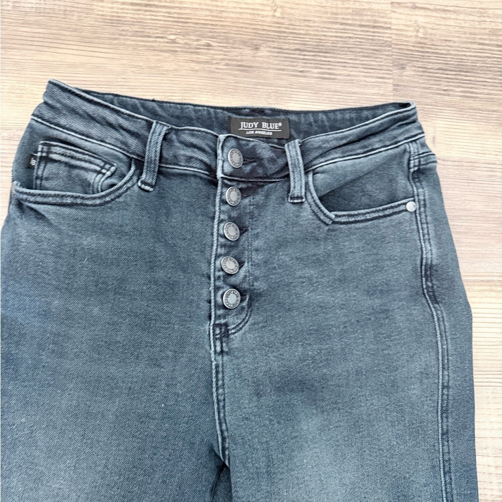 Judy Blue high waisted flared jeans 7/28 - Picture 4 of 8